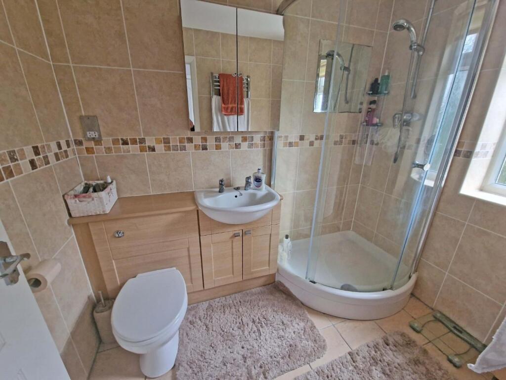 En suite.jpg