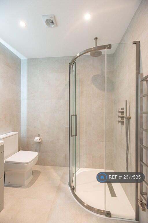 Master Bedroom En Suite