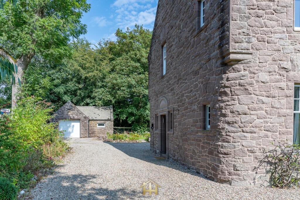 81 PARK ROAD BRECHIN 130825 EDIT (25 of 110).jpg