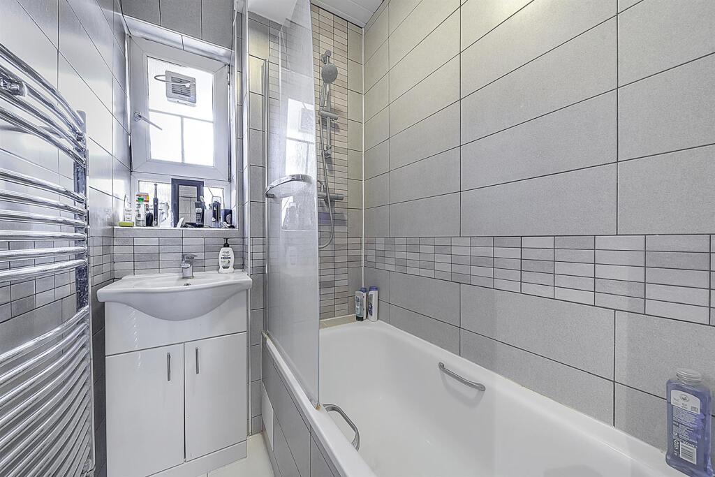 Aston Gray  12 Brunlees House (7).jpg