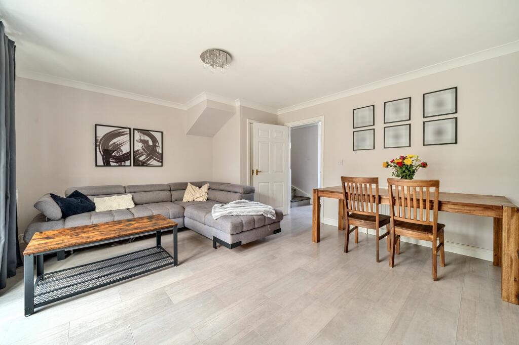 Living/Dining room