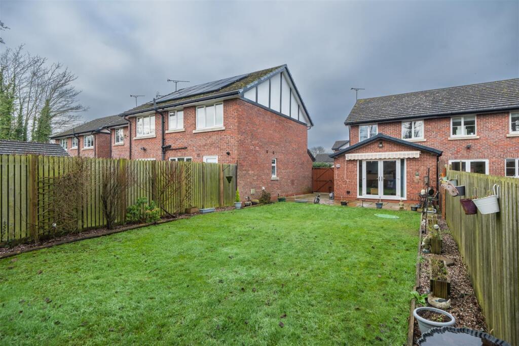 6 Gowy Court-034.jpg