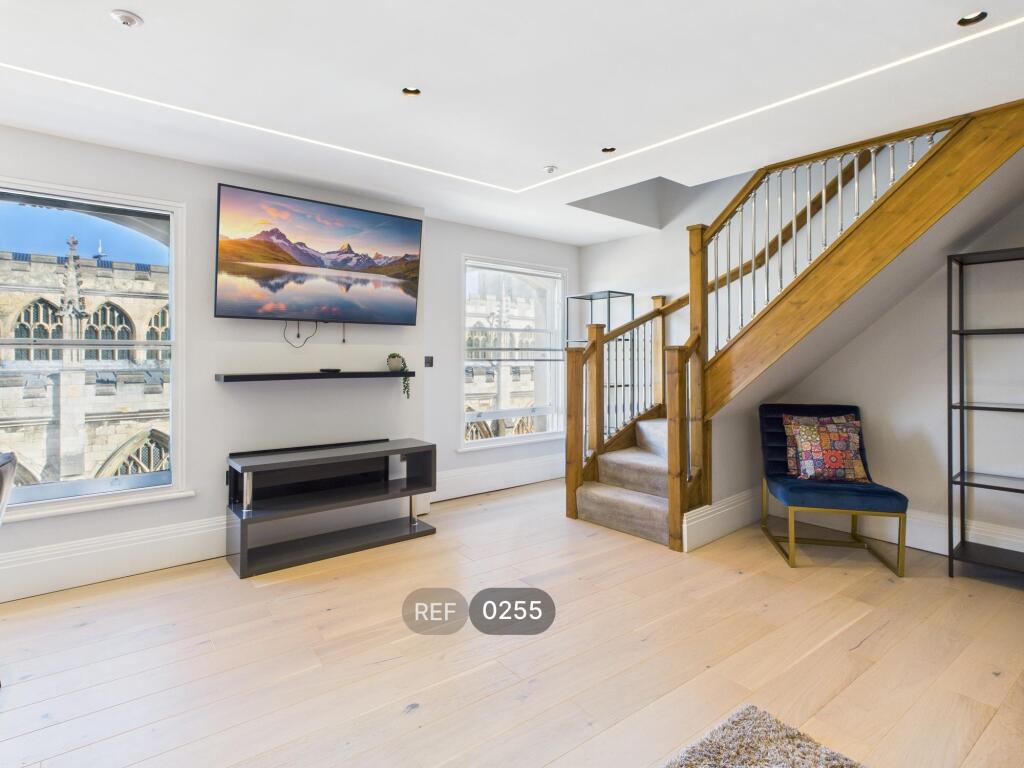 Kitchen / Living area