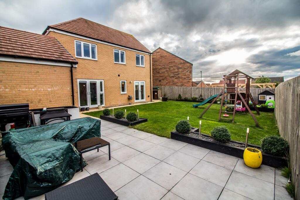 Rear External Pic 2.