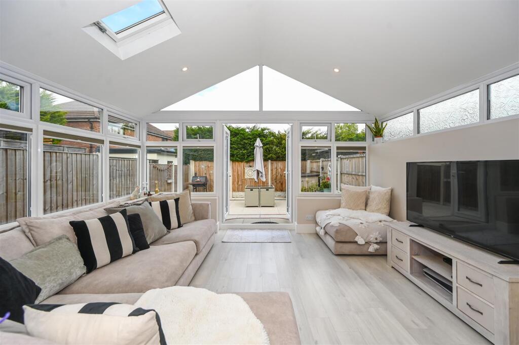 The Spires - Reception Room