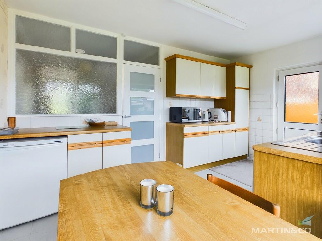 CAM03111G0-PR0149...