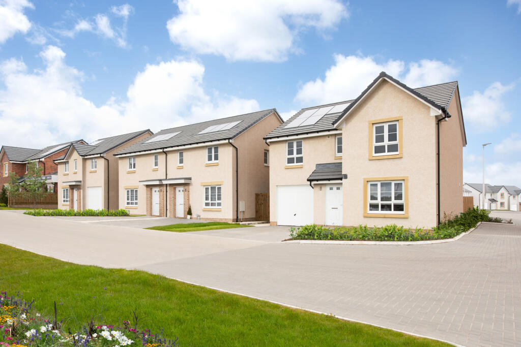 street scene of 3 and 4 bedroom homes