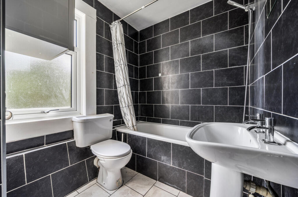 1359048-2-68d51b2...