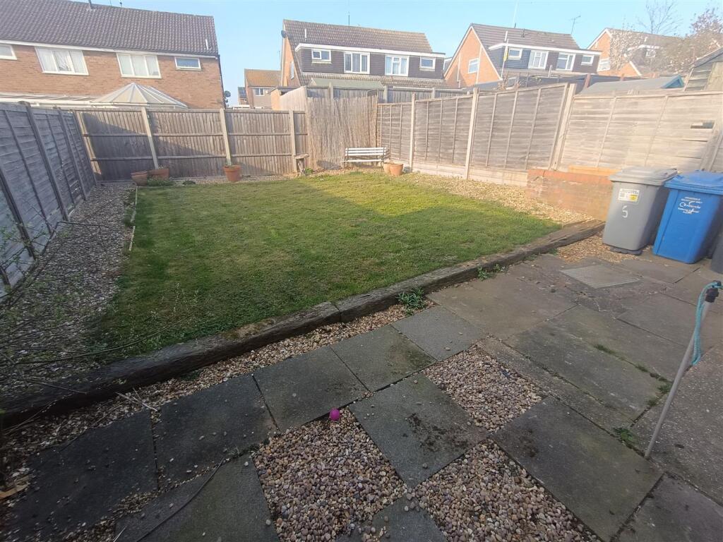 Rear Garden .jpg