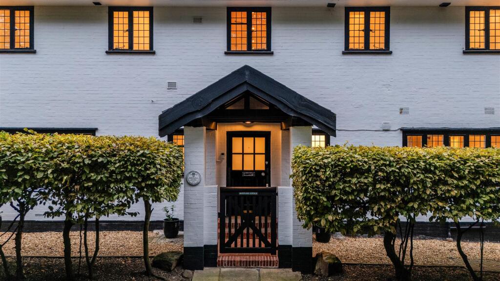 COLLEGE AVENUE- DRONE TWILIGHT  (1).jpg