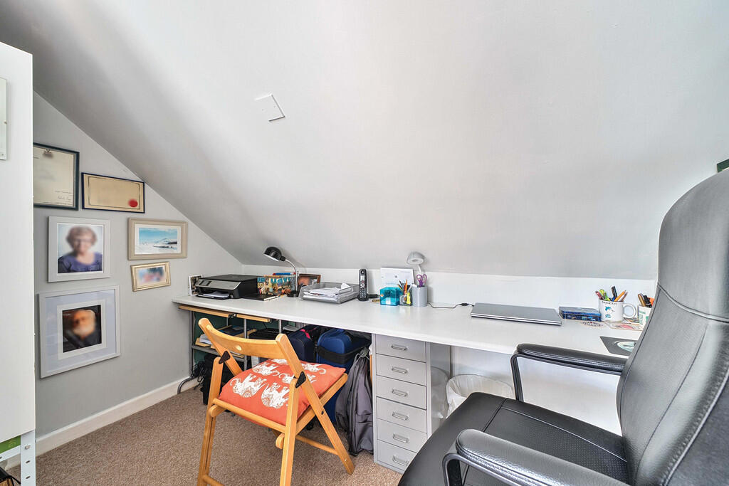 Dressing Room Stu...