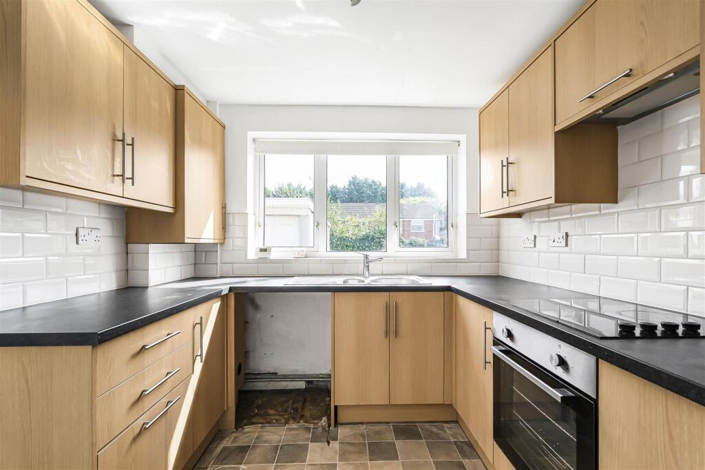 18 Boundary Road, Lutterworth (21).jpg