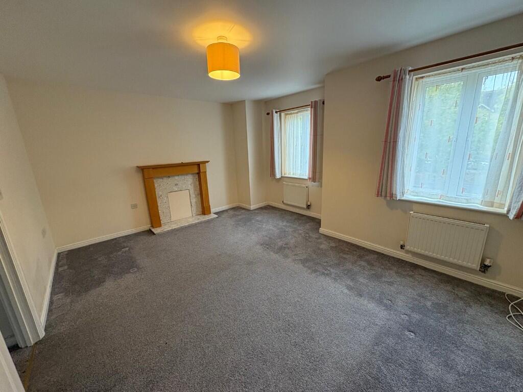 Floor Lounge