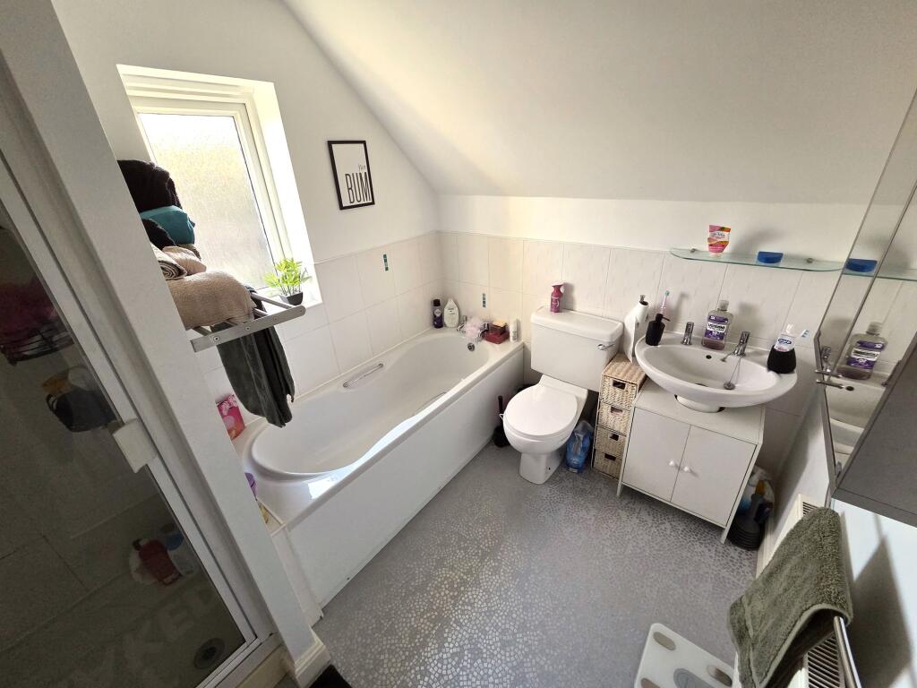 Ensuite - Bedroom 1
