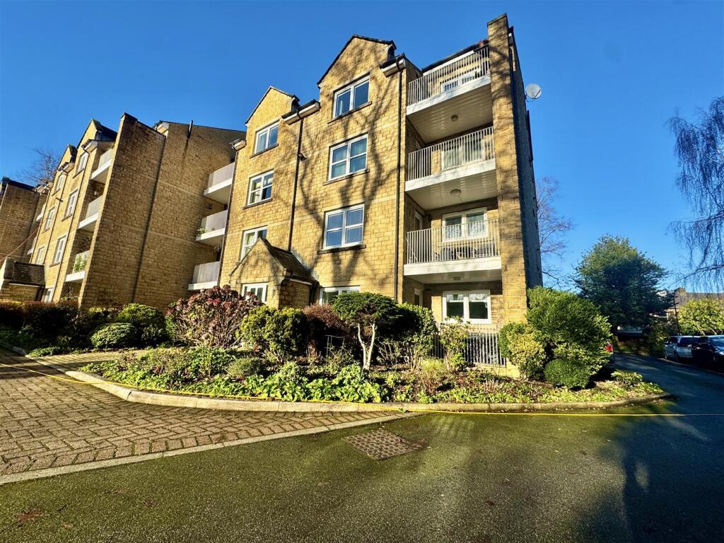Skircoat lodge, Ravenscliffe Close, Skircoat Green