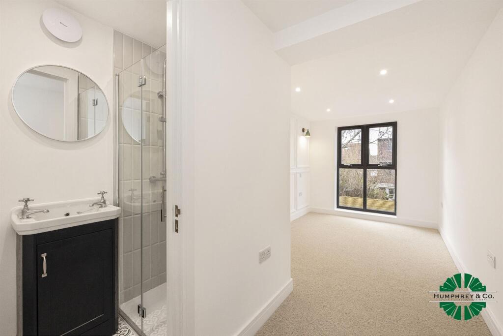 20 Aubrey Road -009-1800.jpg