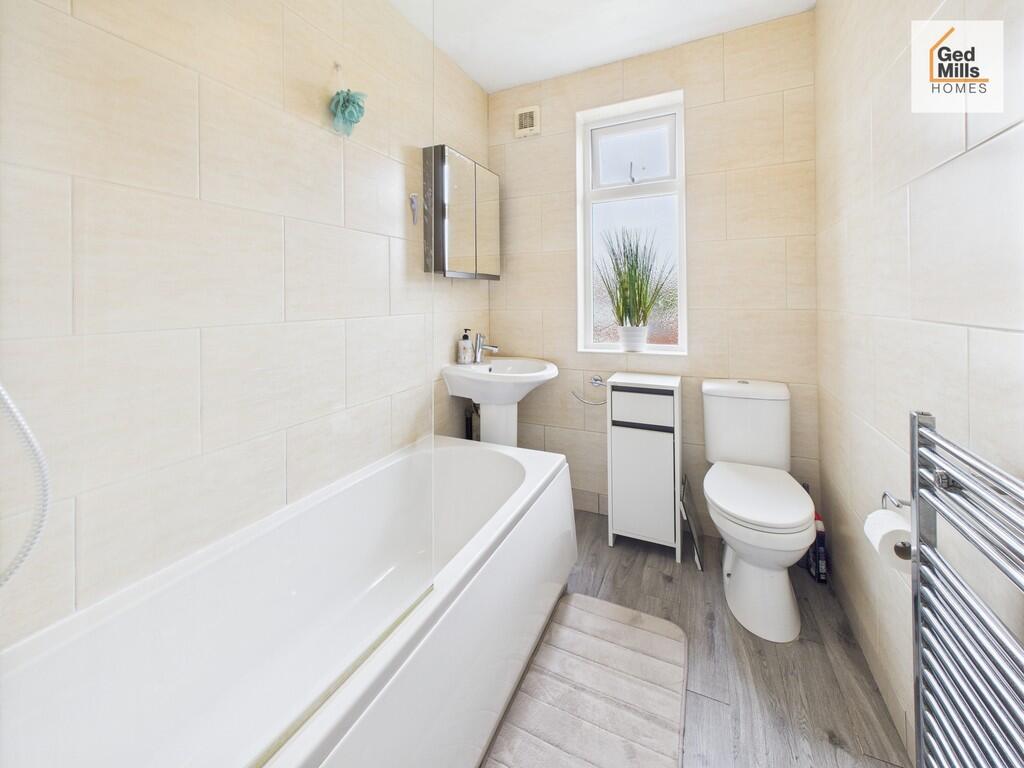 CAM04261G0-PR0059...