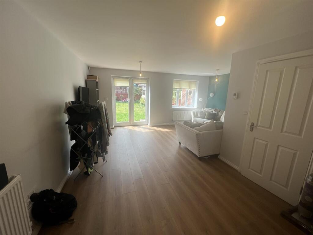 148 Compstall 3.JPEG