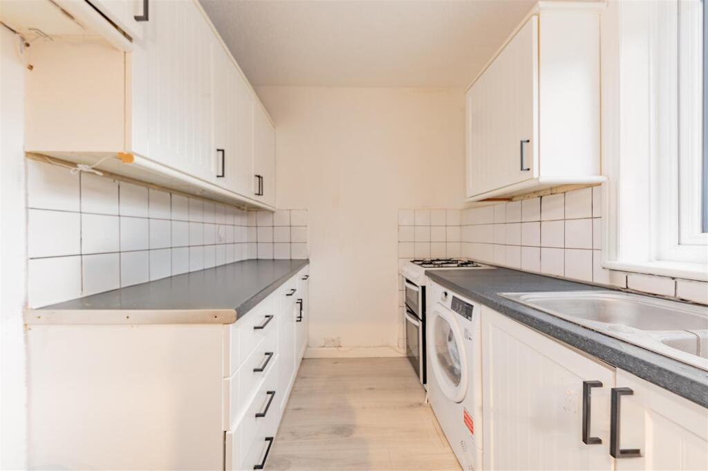 45 St Ninians Terrace Dundee-6.JPG