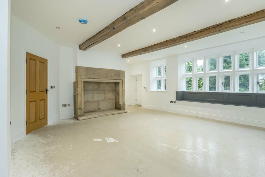 Dining / Living Room