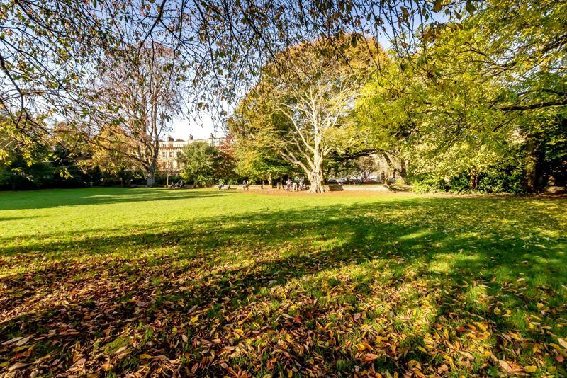 Victoria Square Gardens
