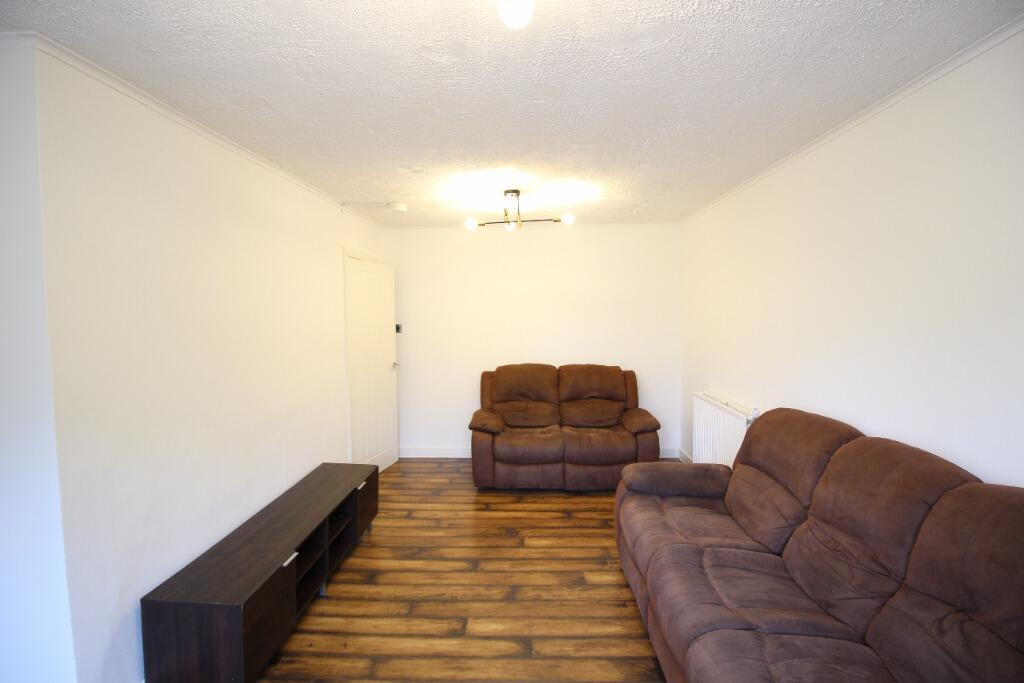 Whitehill Street, Glasgow, G31