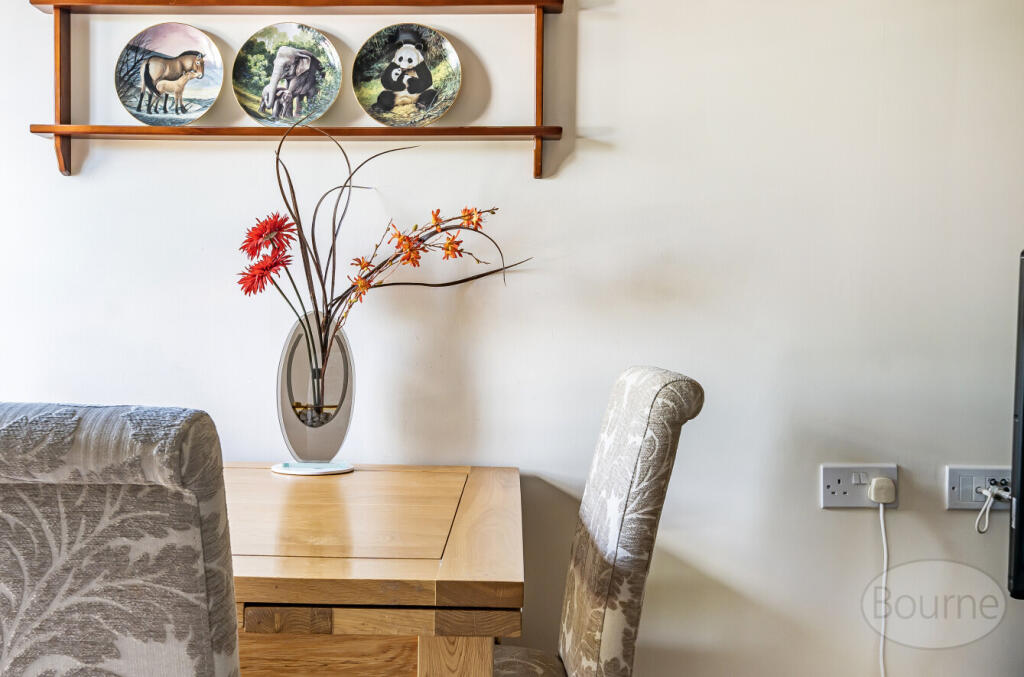 61583d96-c195-4f5...