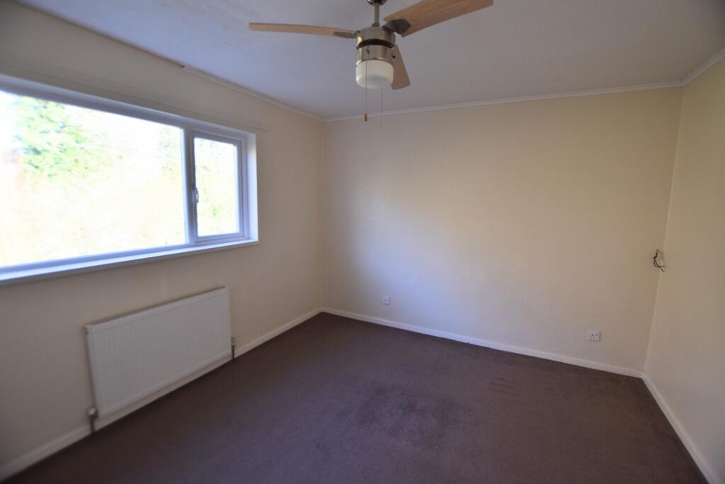 19 Buckman Close main bedroom