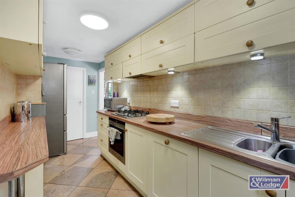 Period Property - Four Bed with Formal Gardens (32