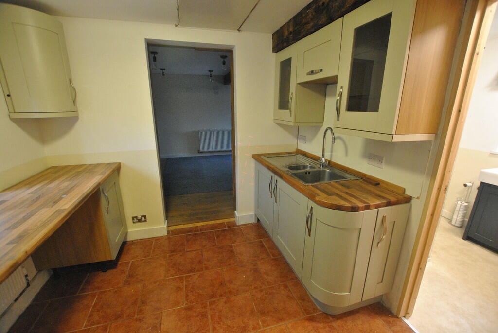 Charlton Barn, Ut...