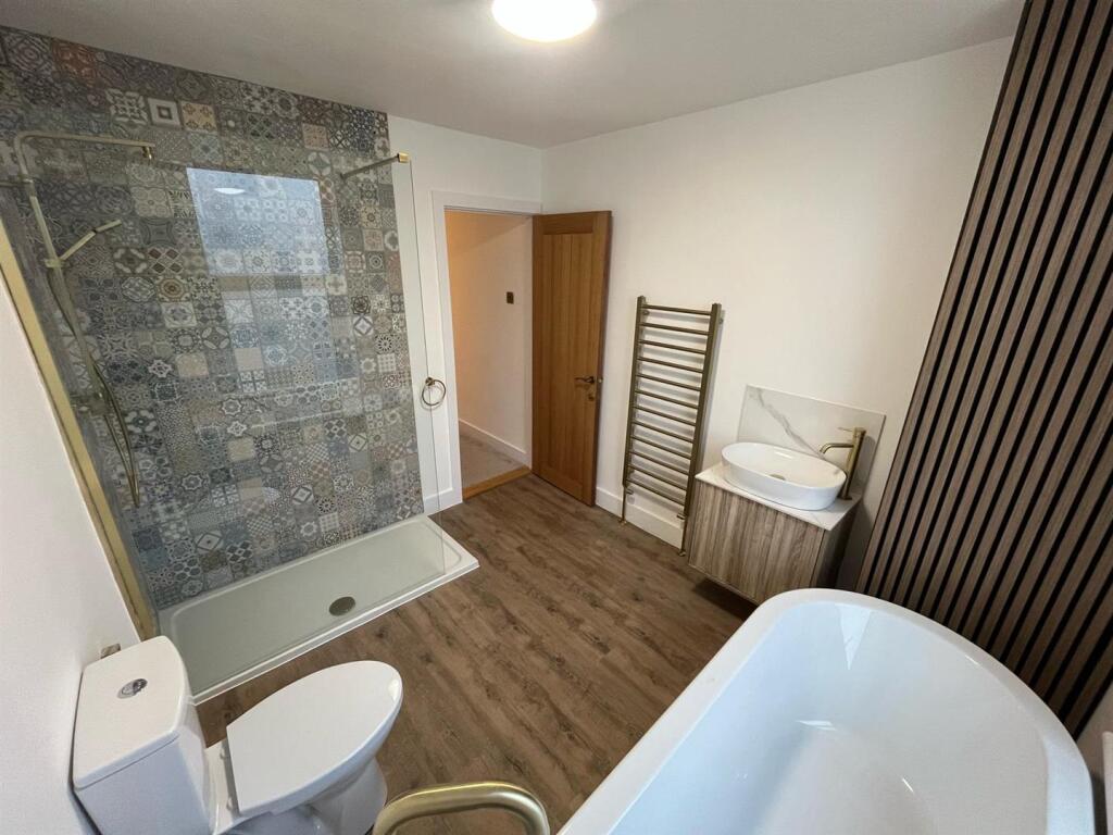 Bathroom 2