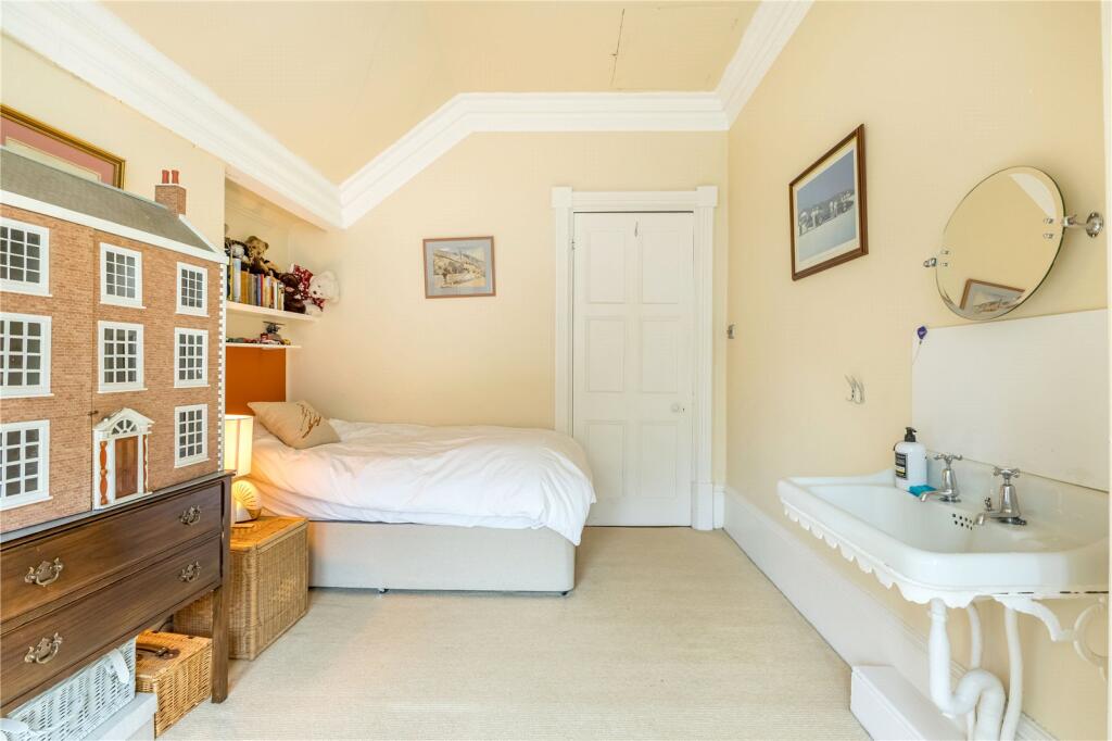 Bedroom 4