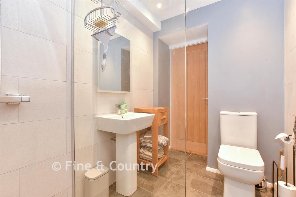 Annex En-Suite Shower Room