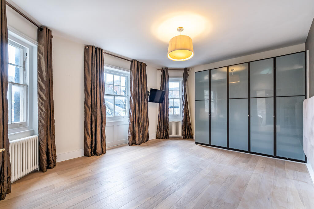 property in Bank House, 
Kensington Road, W8