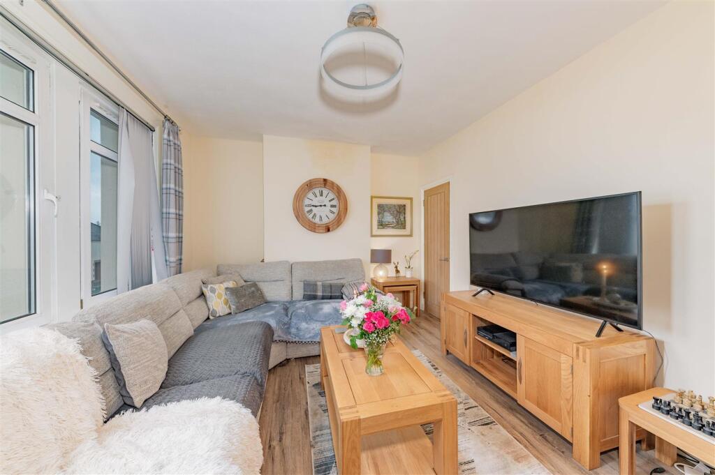 5D Kerrsview Terrace Dundee-9.JPG