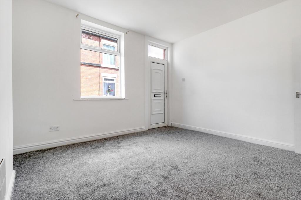 4- Rob Hammond EweMove Pontefract