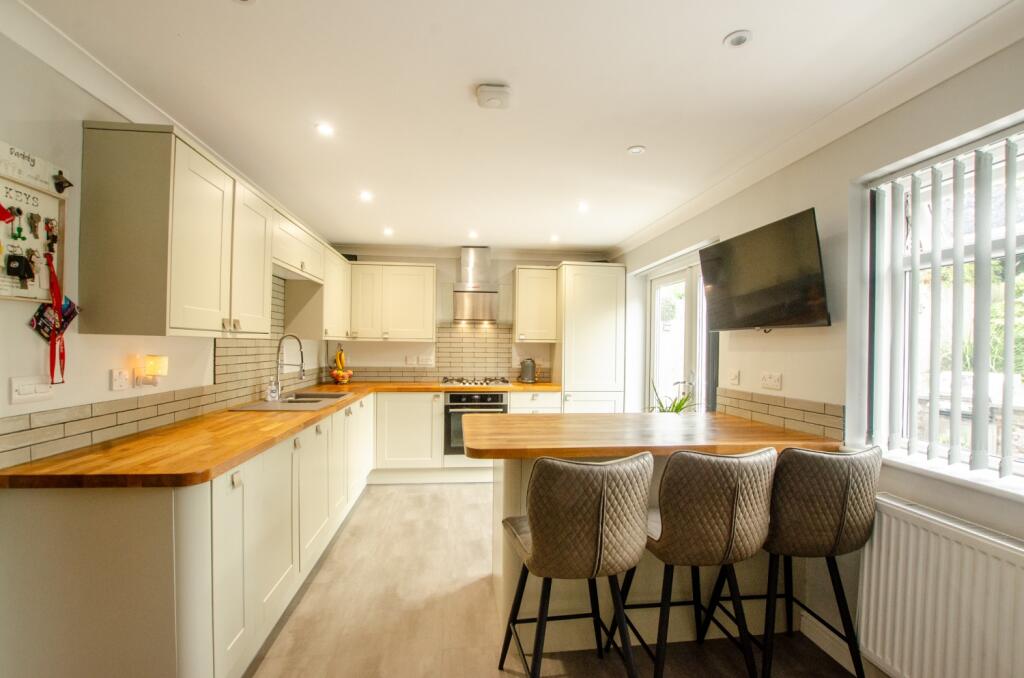 2 Mayfield Close TPS Bodmin Branch 01208 74182 -19