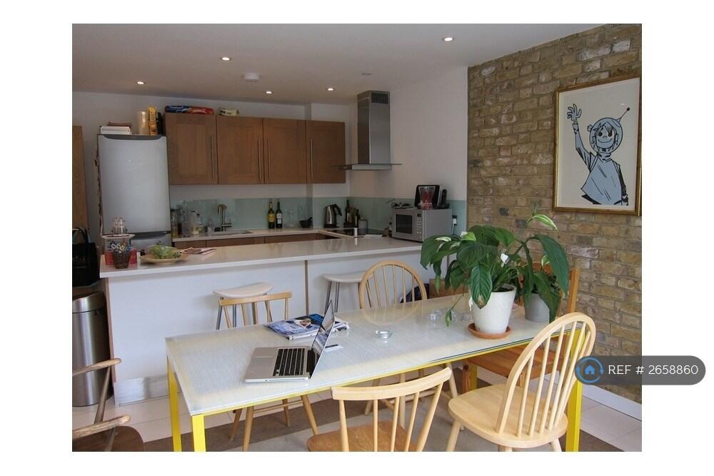 Dining/Kitchen