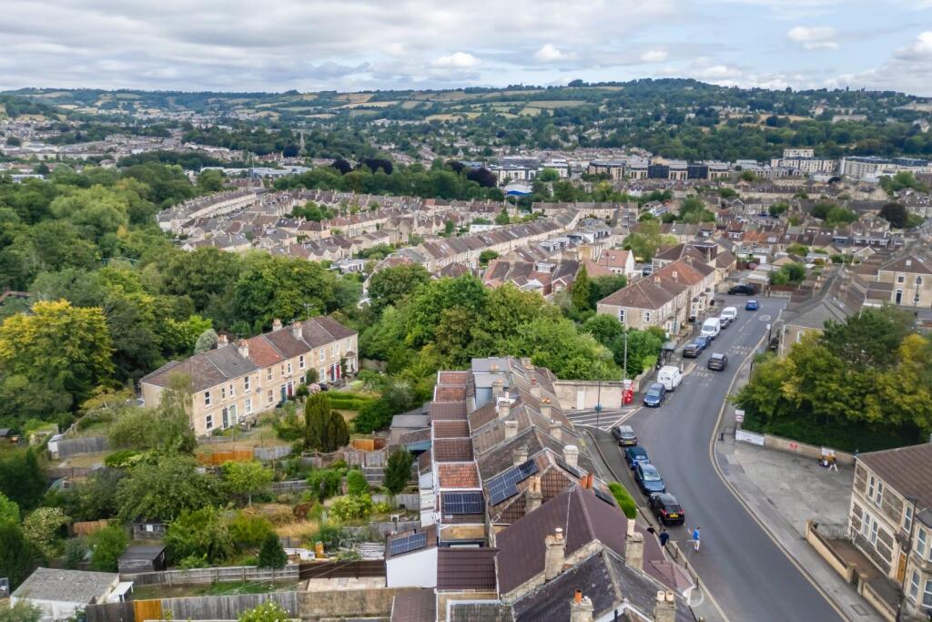 3 Claude Avenue BA2 1AE-36.jpg