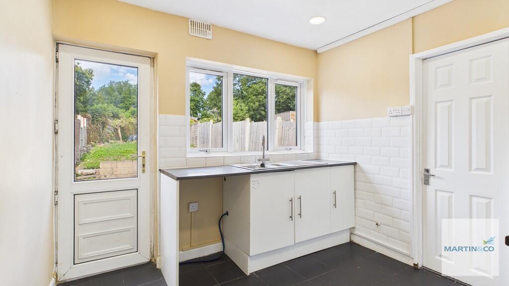 CAM05325G0-PR0046...