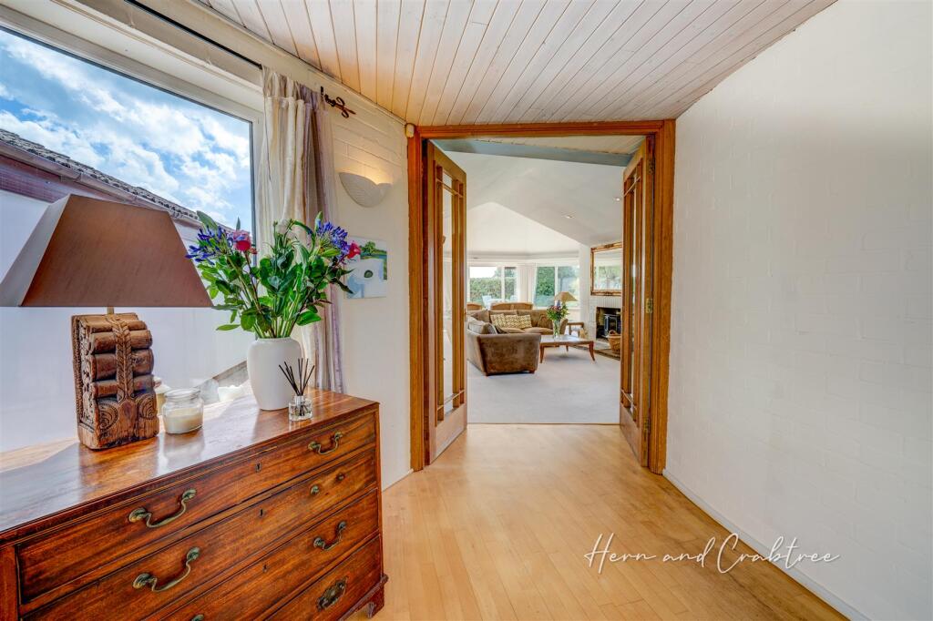 Wellfield Court, Marshfield, HernCrabtree (22).jpg