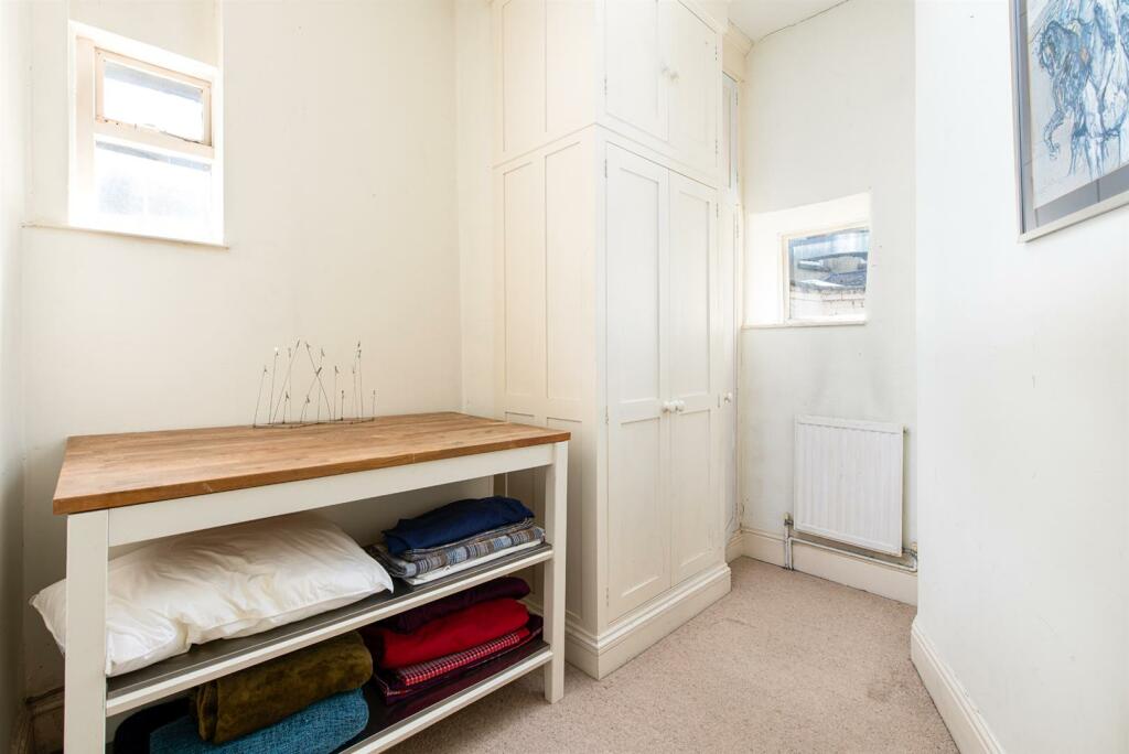 Bedroom2.jpg