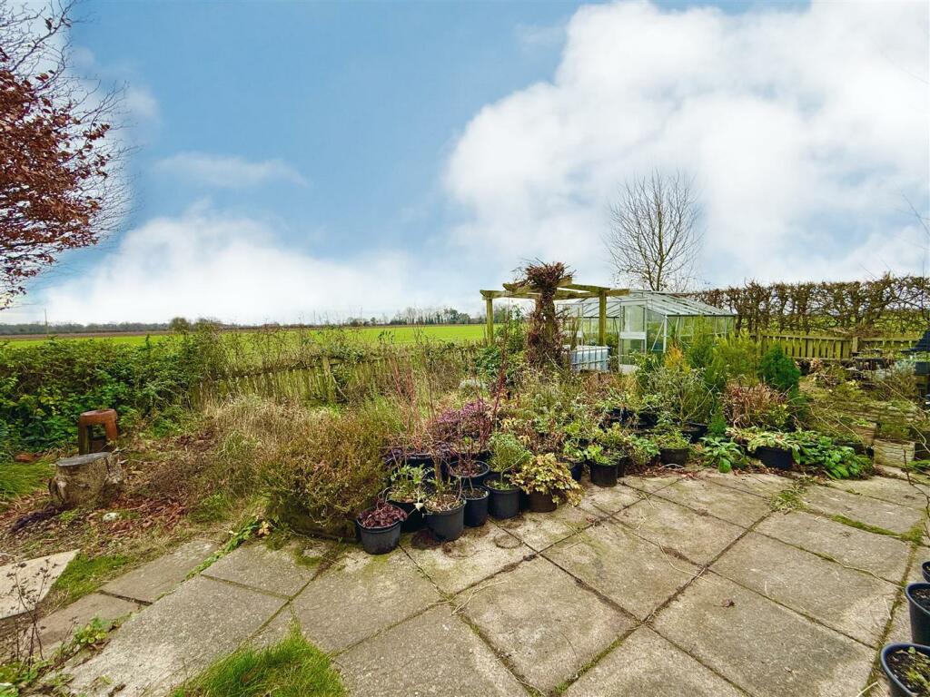 garden and views