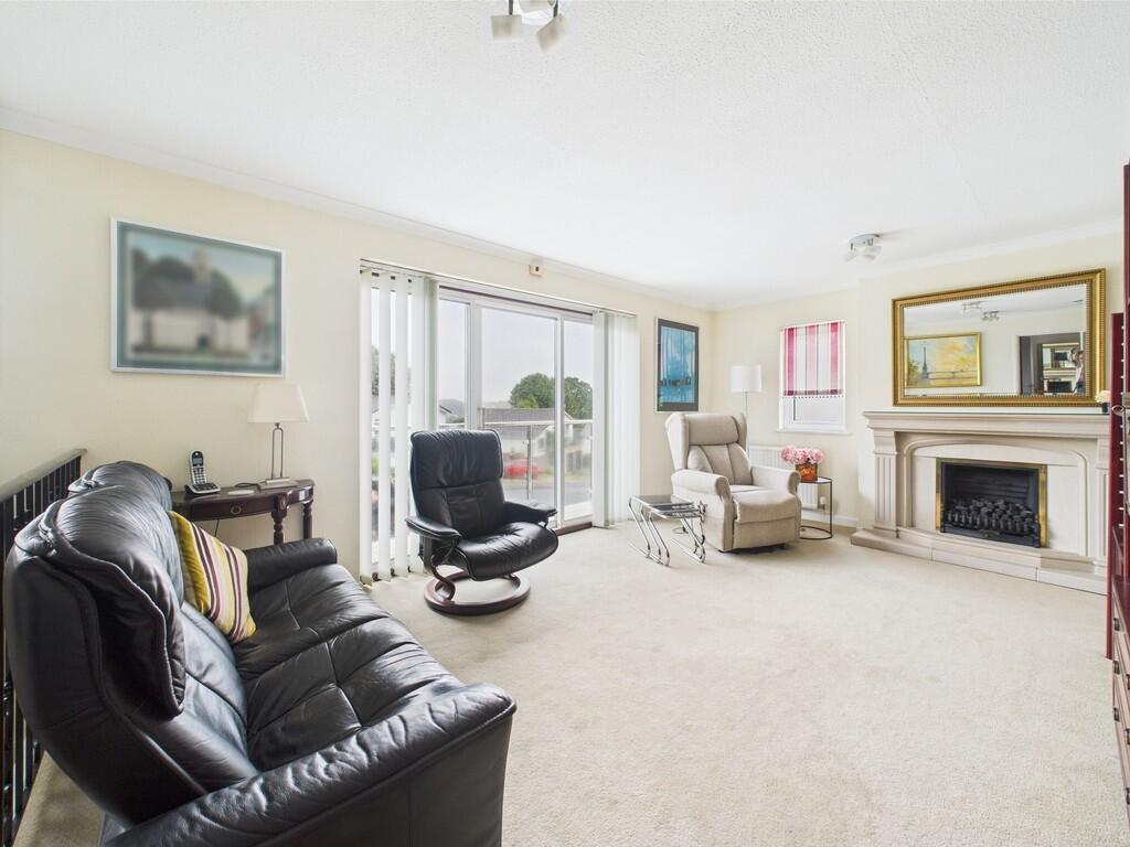 CAM02089G0-PR0483...