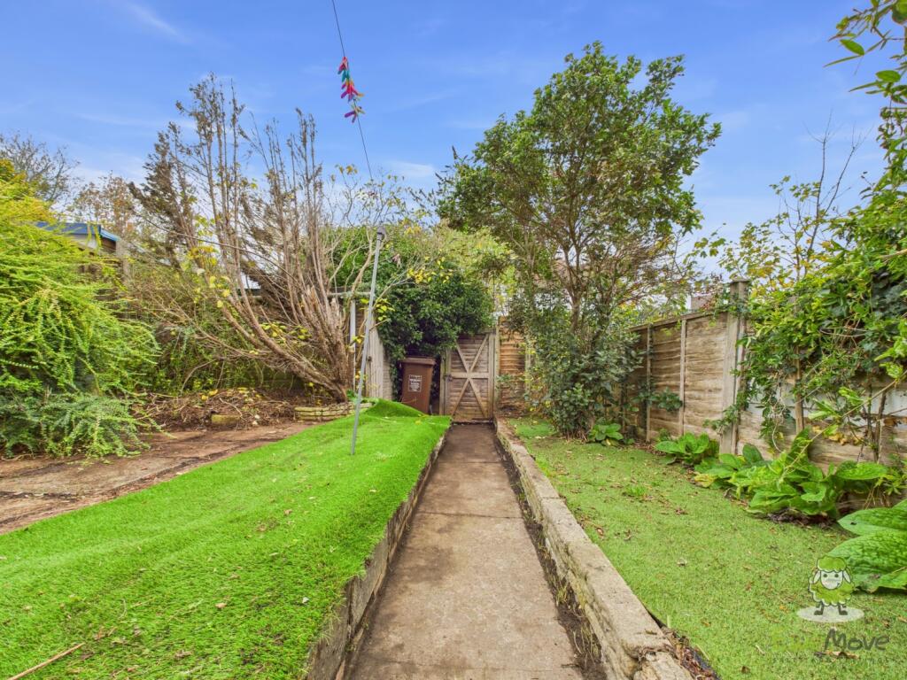 CAM01543G0-PR0163-STILL003