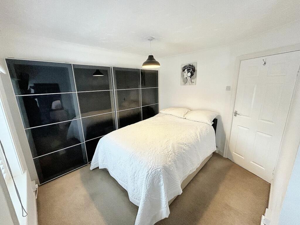 Bedroom One Additional
