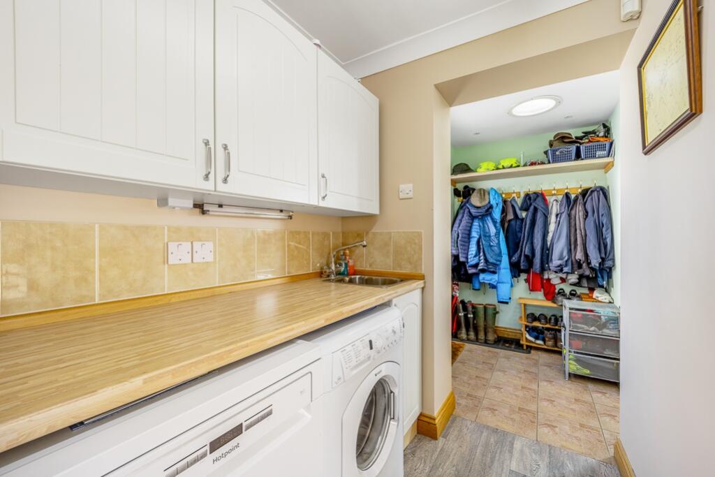 Rhencullen House (Hemingby)-27