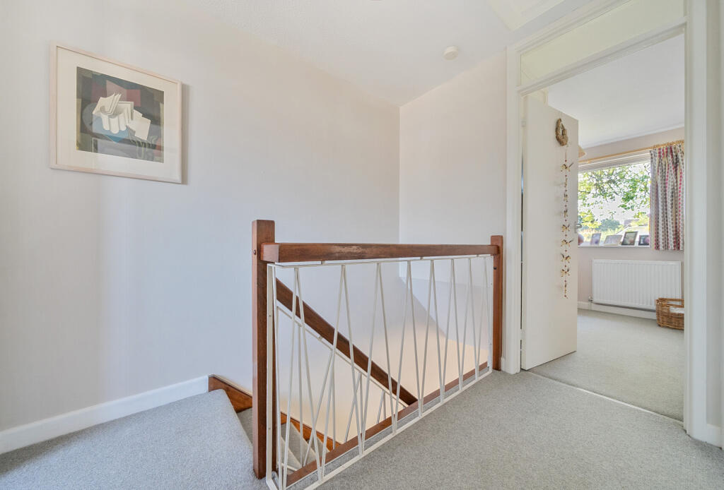 1373316-19-68ff50...