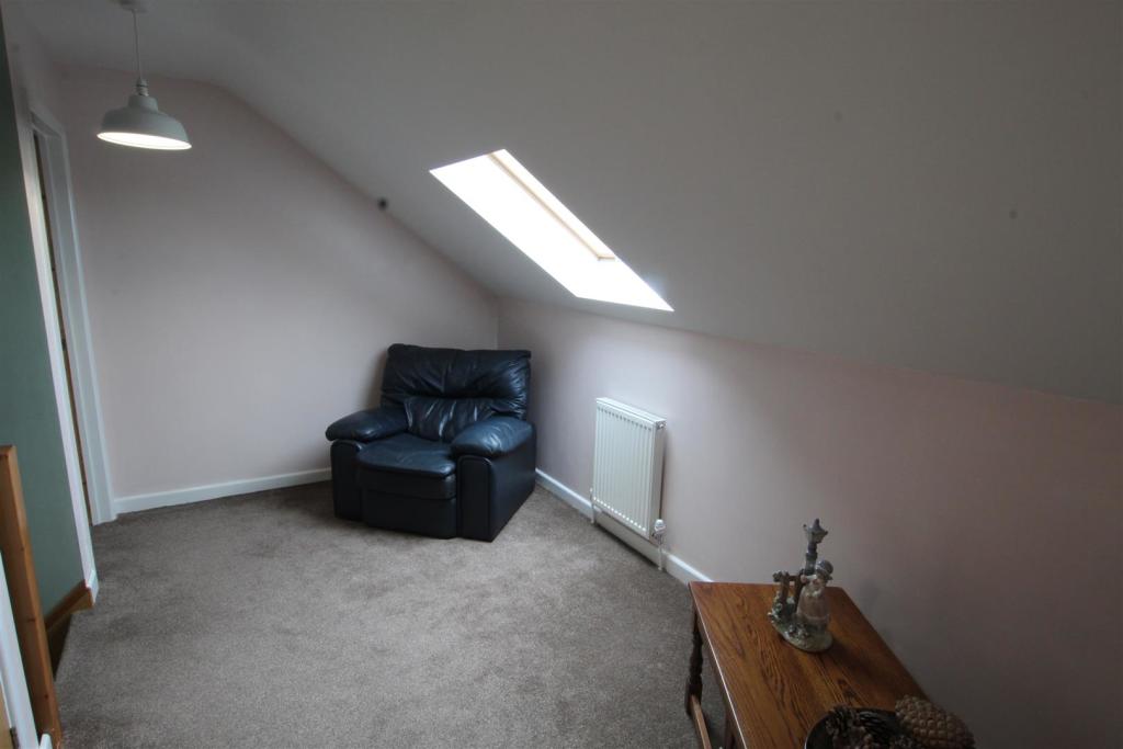 second floor landing.JPG