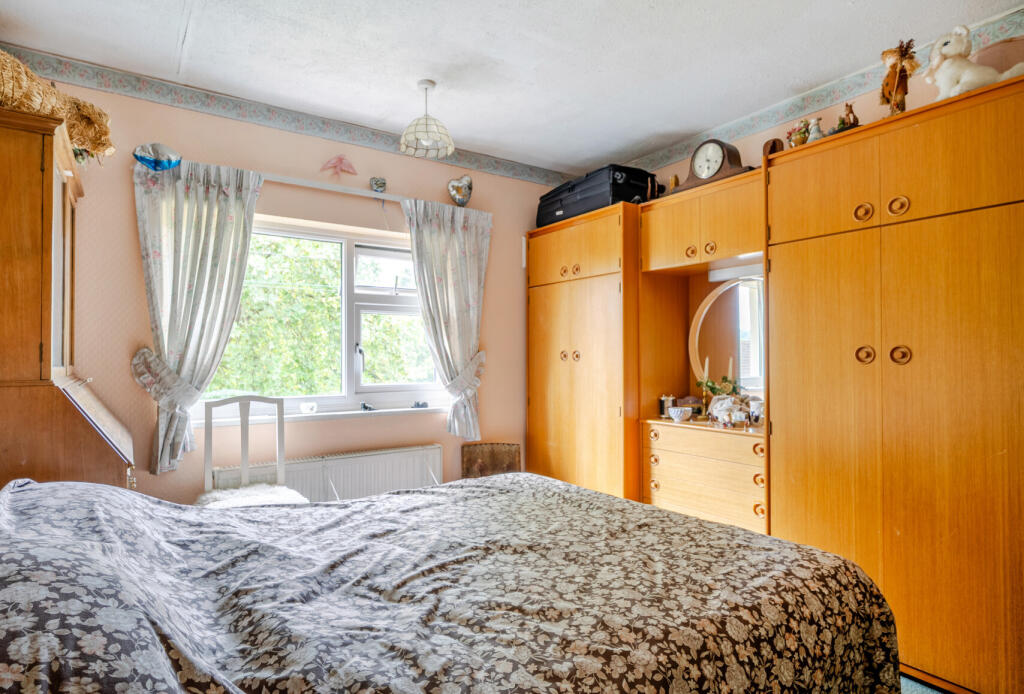 1343514-12-68b81f...